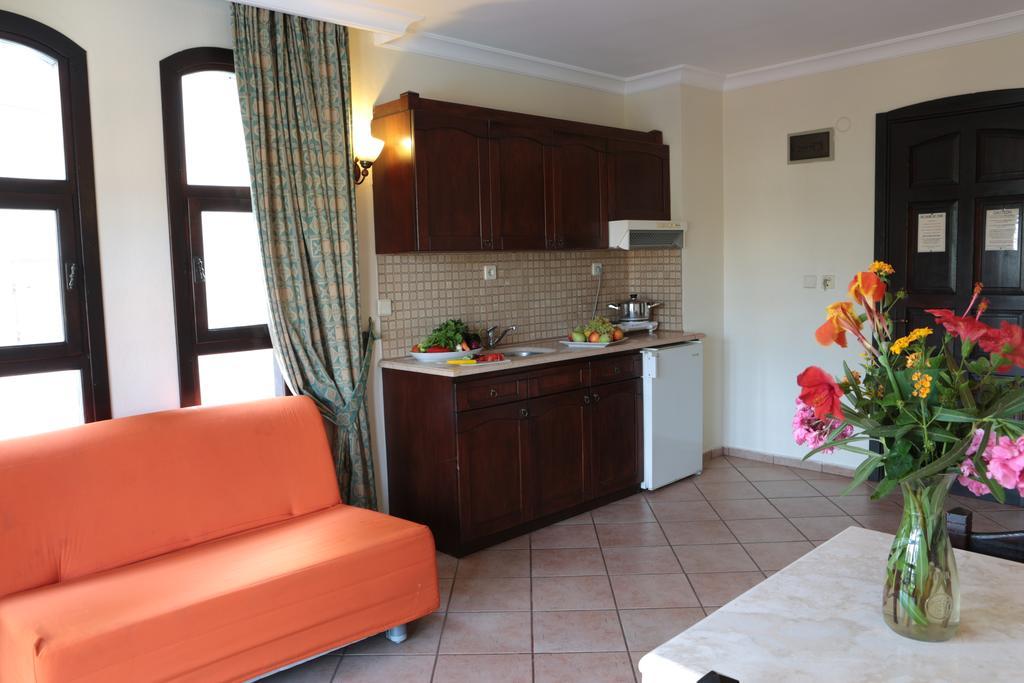 Club Turquoise Apart Мармарис Экстерьер фото
