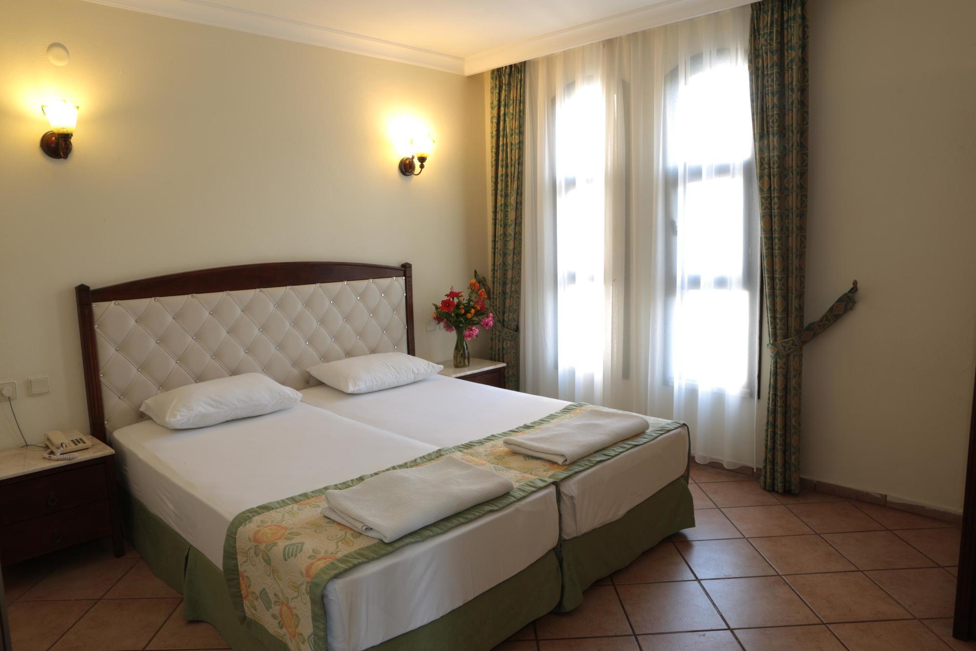 Club Turquoise Apart Мармарис Экстерьер фото